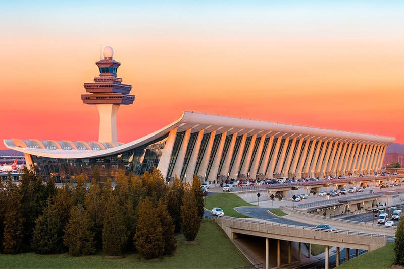 Top 10 Biggest Airports In The World